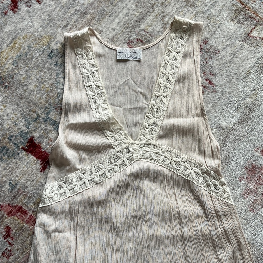 Audrey 3+1 Beige Textured Top